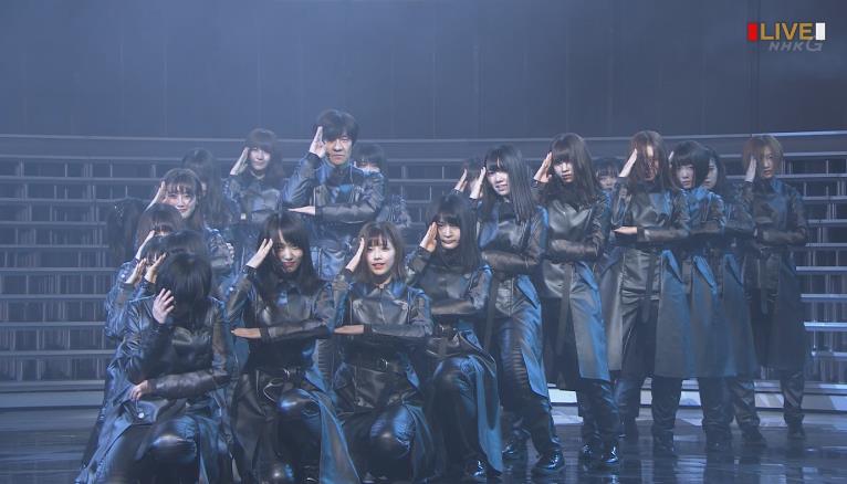 紅白2017 欅坂46のメンバー3名が気絶！過呼吸か【動画あり】