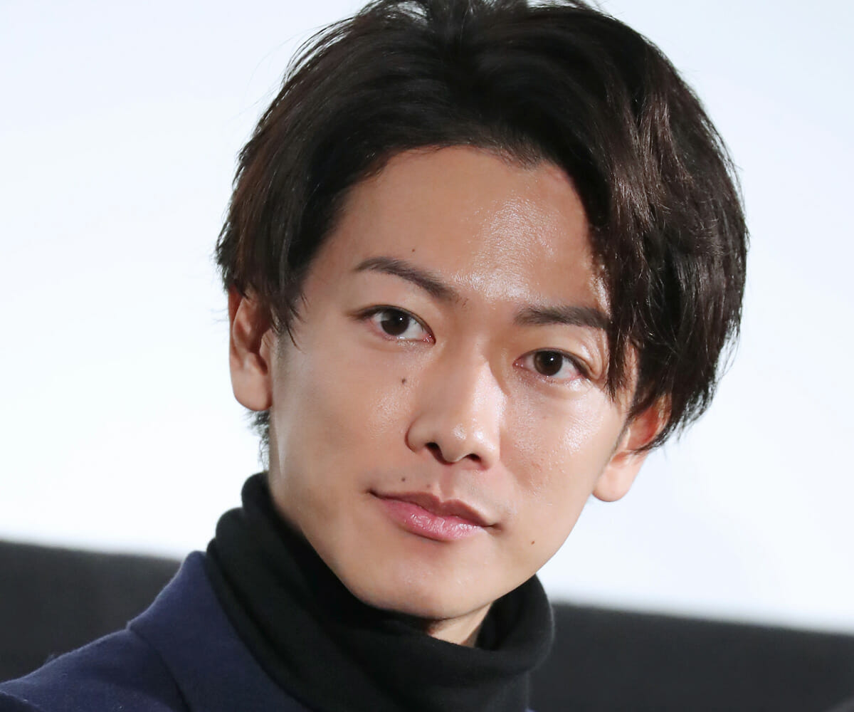 【ジャニーズ】男性芸能人の卒業アルバム写真まとめ【佐藤健】