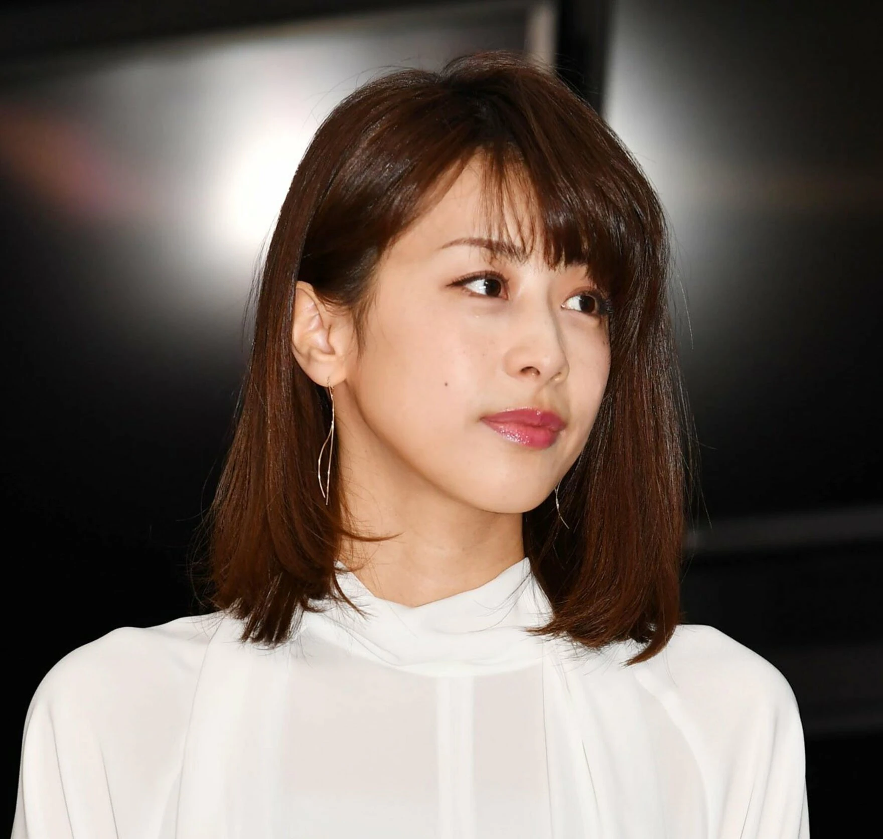 元フジテレビ美人アナウンサー・加藤綾子の画像まとめ