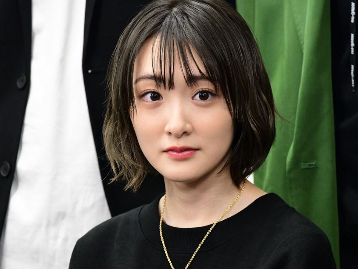 「ポスト広末涼子」こと生駒里奈のオタクが悲惨な末路を迎える…CD3000枚購入も握手会でフラれて担降り