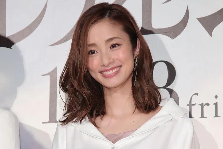 上戸彩の可愛すぎる画像まとめ！ドラマ『半沢直樹』に出演