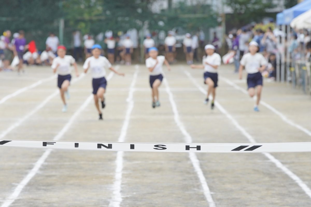 運動会の手つなぎゴールは都市伝説？噂の内容や広まった理由をまとめてみた