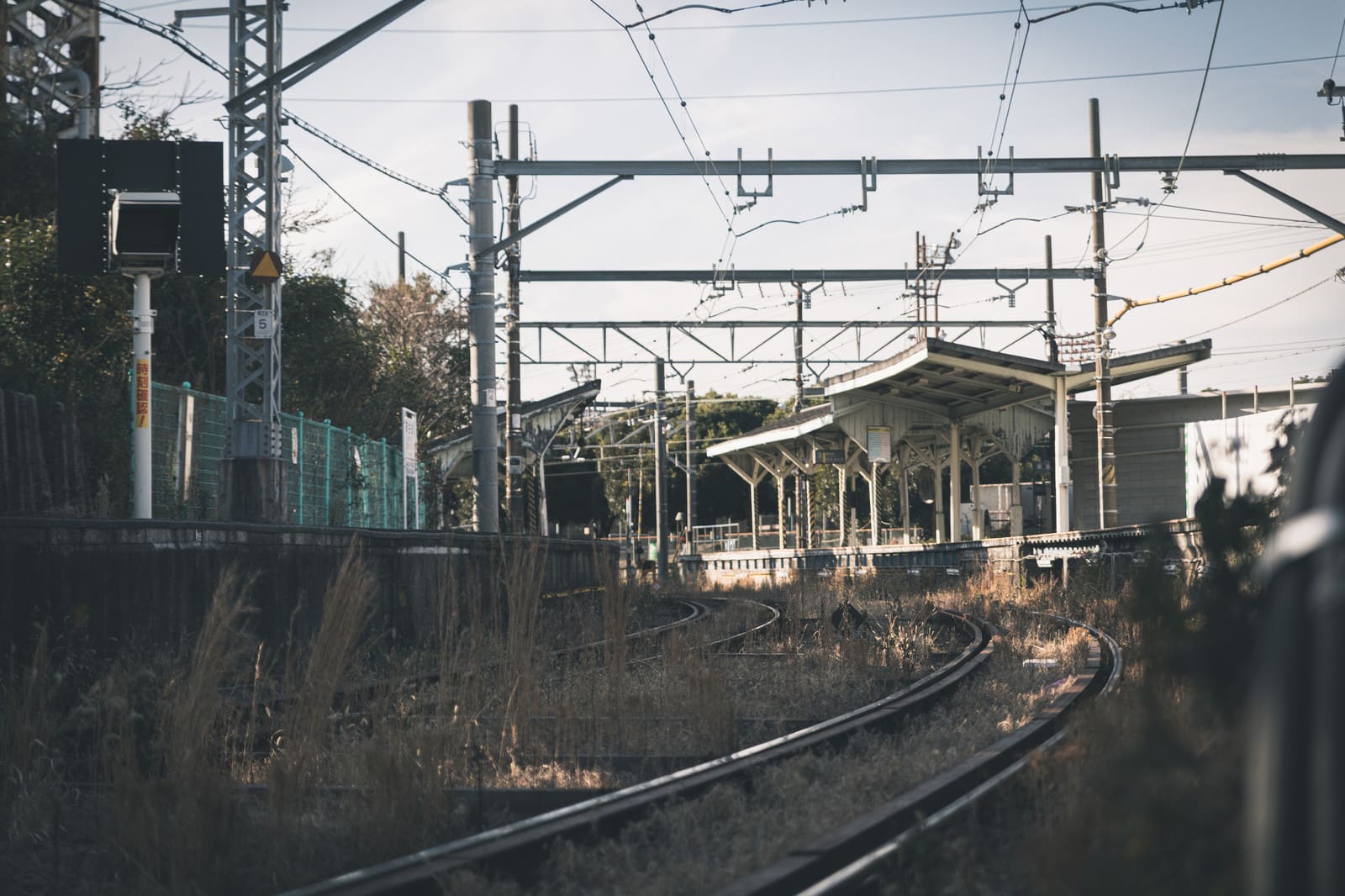 【オカルト】「きさらぎ駅のような場所に迷い込んだ」と発信したTwitterユーザーが釣りだったと表明！友人とのやり取りを紹介