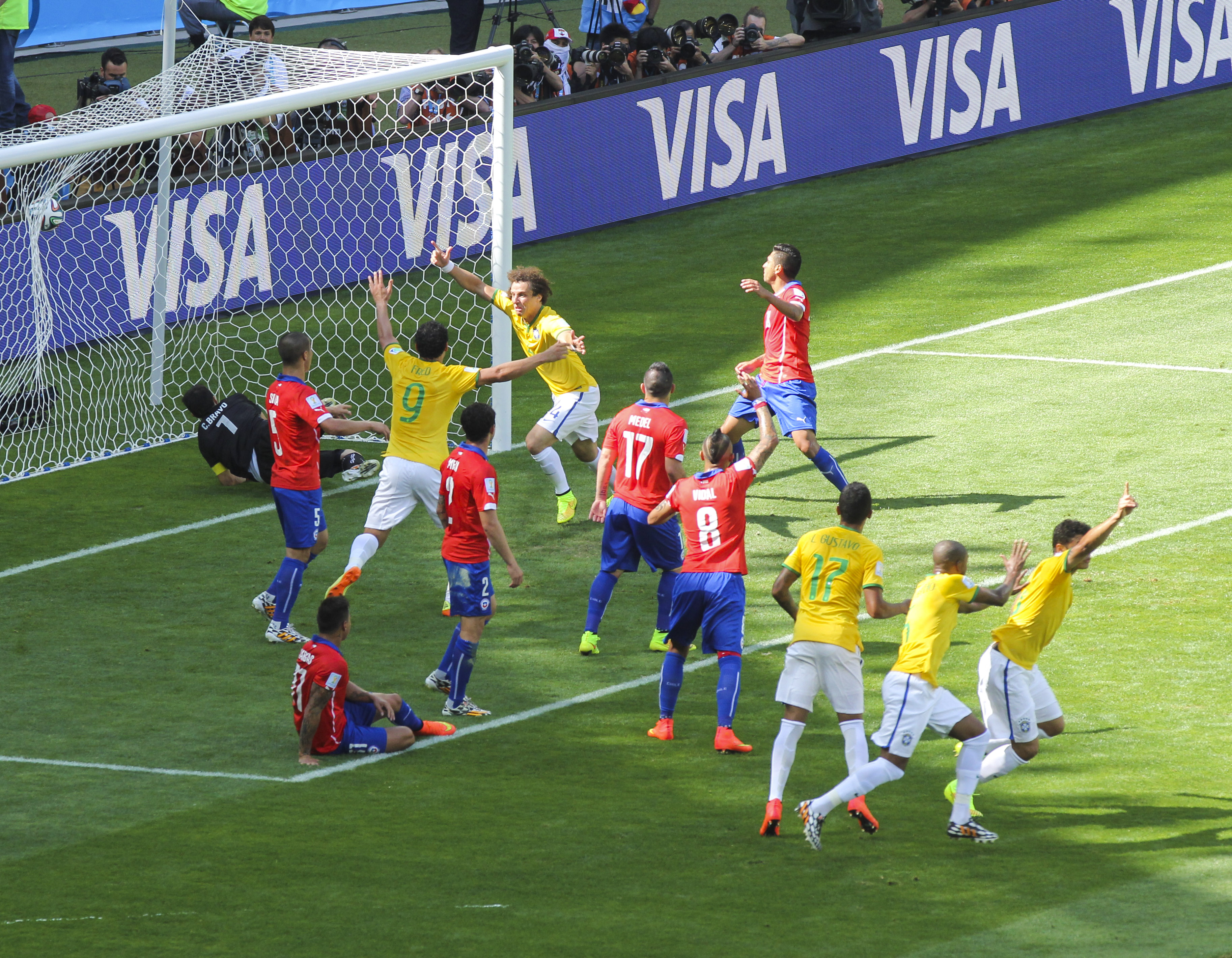 サッカーW杯2014 各局テーマ曲・キャンペーンソングまとめ【椎名林檎、他】