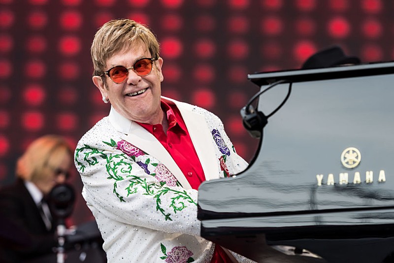 Elton John(エルトン・ジョン)の徹底解説まとめ