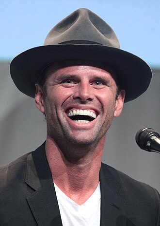 ウォルトン・ゴギンズ / Walton Goggins