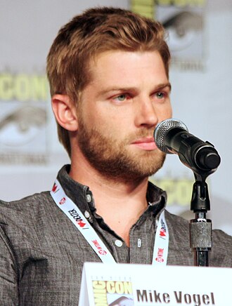マイク・ヴォーゲル / Mike Vogel