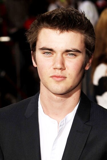 キャメロン・ブライト / Cameron Bright
