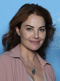 エリカ・デュランス / Erica Durance