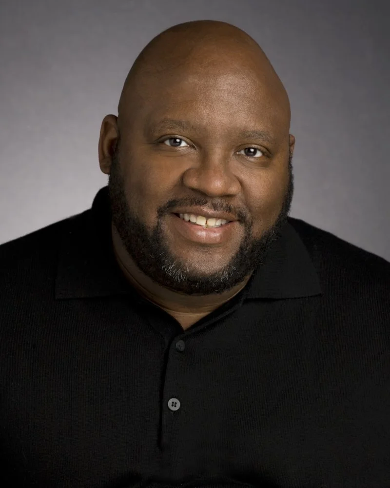 リンチ・R・トラヴィス / Lynch Travis