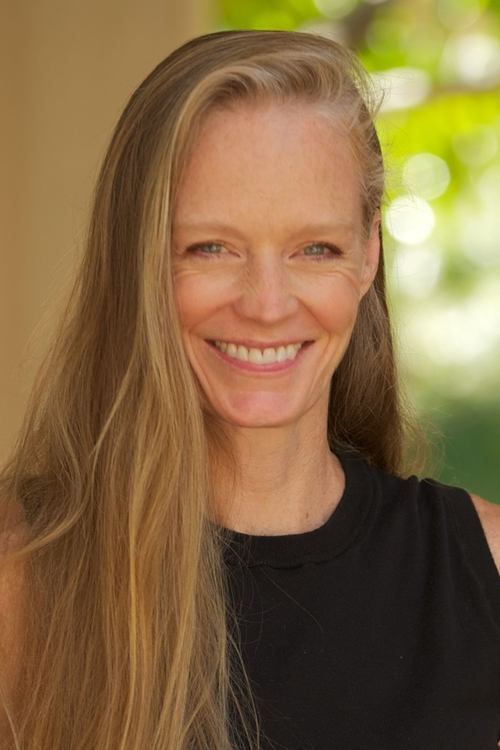 スージー・エイミス / Suzy Amis