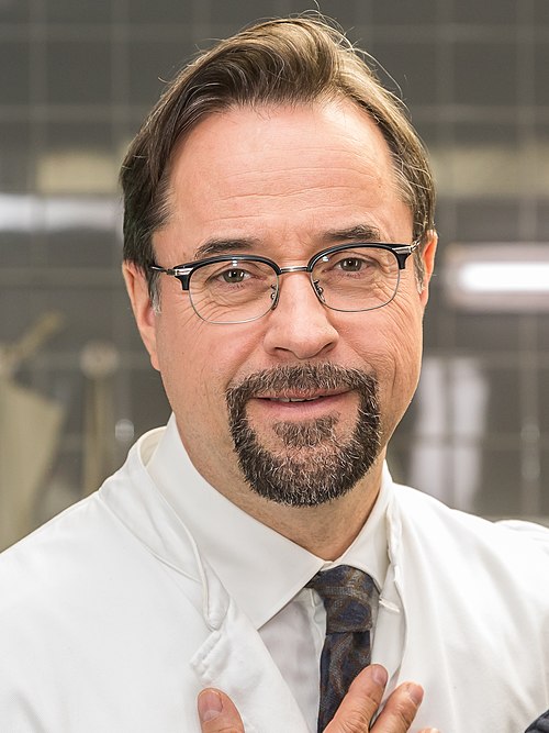 ヤン・ヨーゼフ・リーファース / Jan Josef Liefers