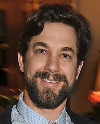 アダム・ガルシア / Adam Garcia