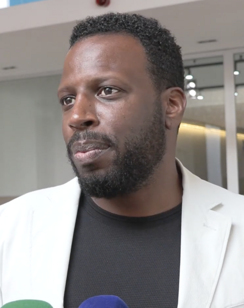 Dino D'Santiago / ディノ・デ・サンティアゴ