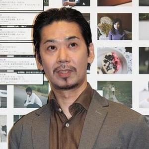 手塚とおる