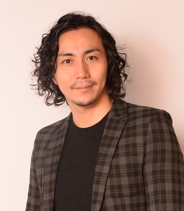 郷本直也