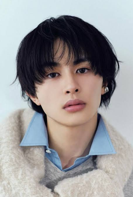 草川拓弥