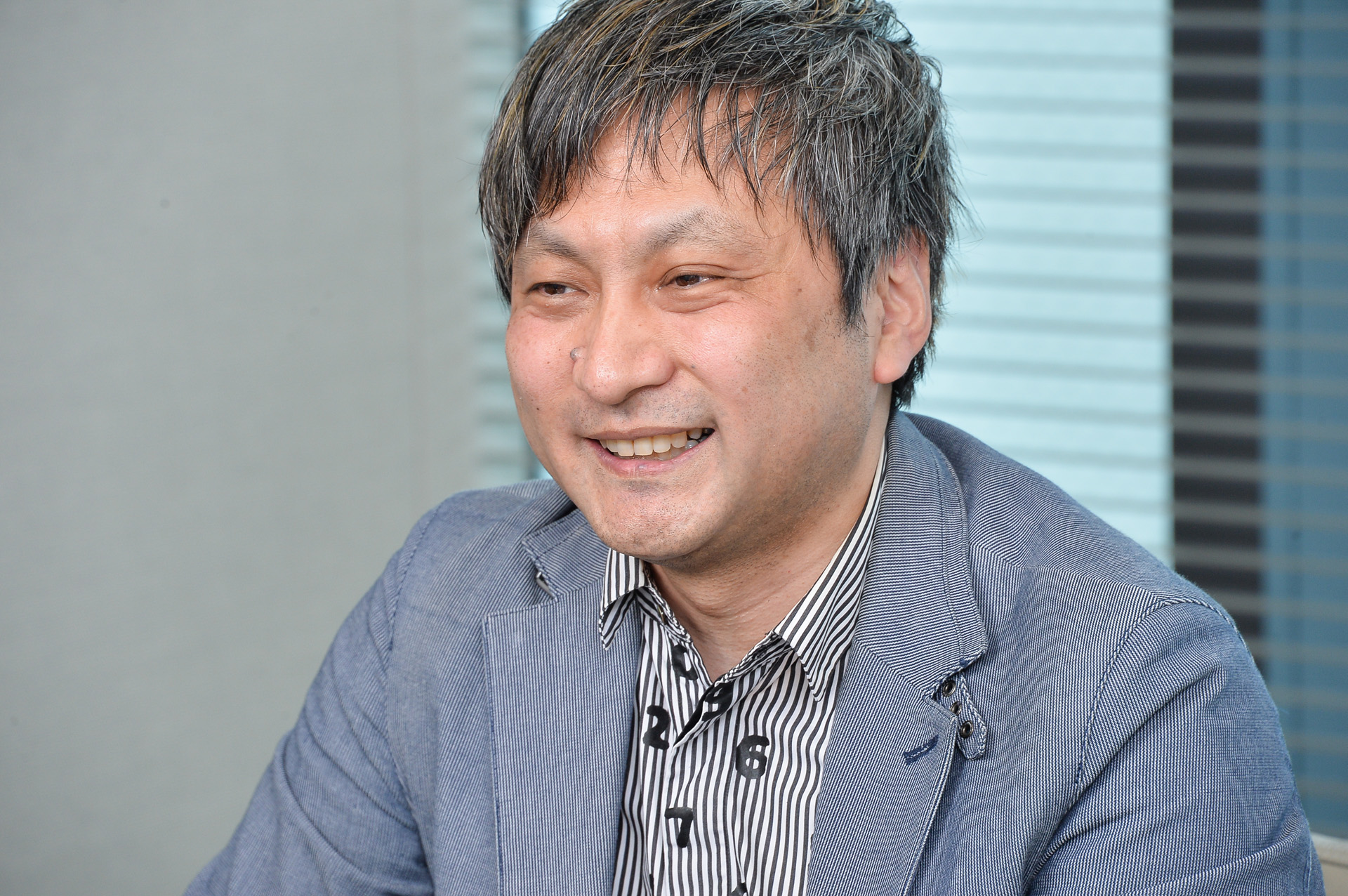青山公士