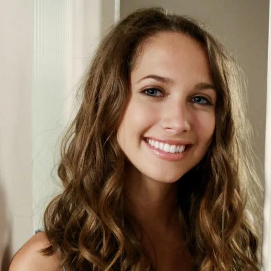 マイアラ・ウォルシュ / Maiara Walsh