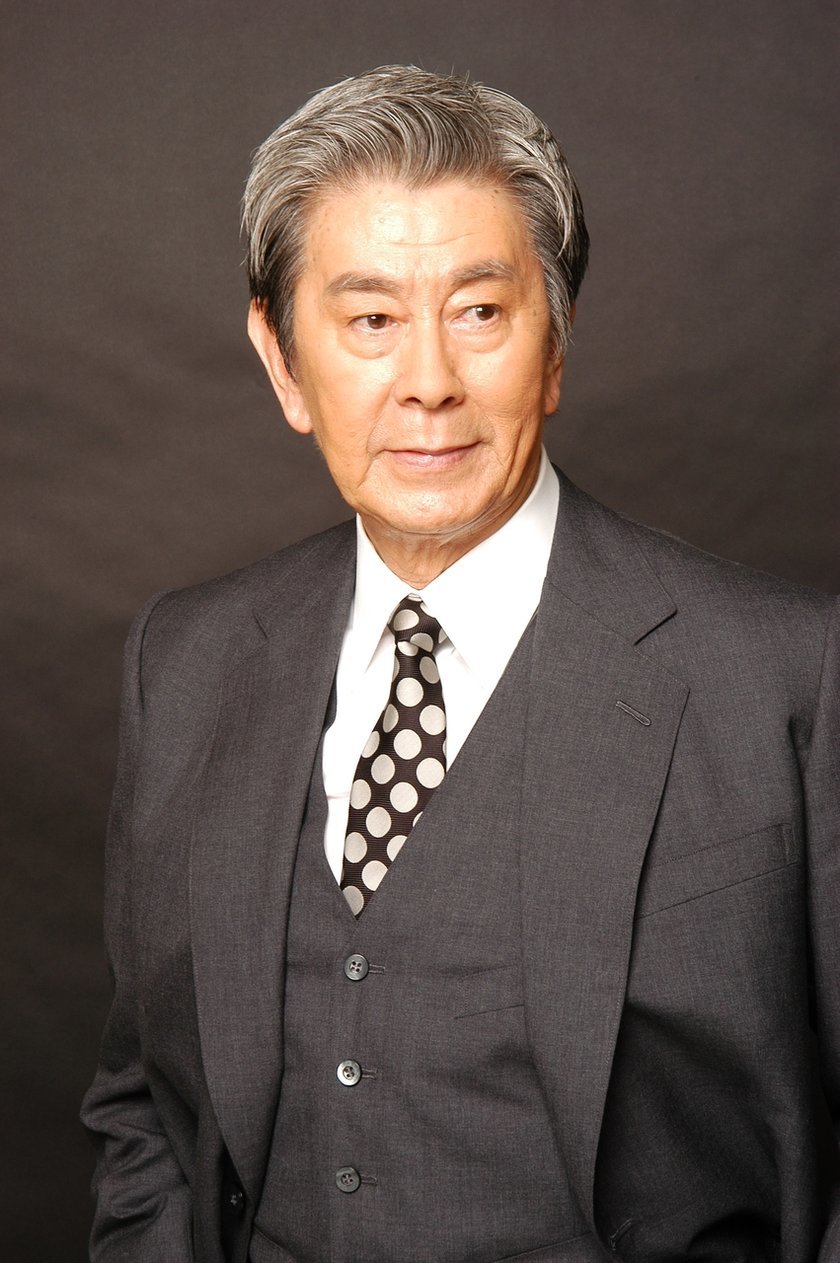 俳優の宇津井健が死去...彼が患っていた「肺気腫」について調べてみた