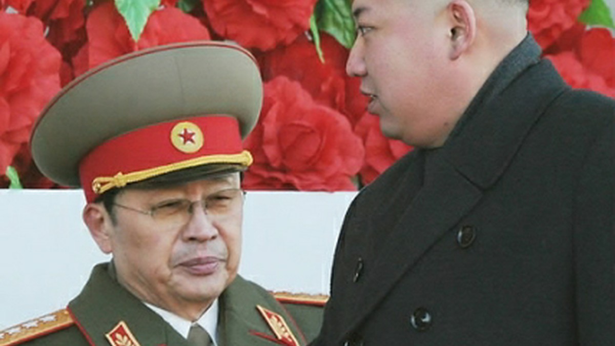 北朝鮮ナンバー2だった張成沢が解任・即日公開処刑！粛清が続く