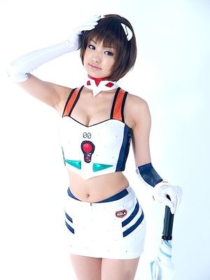 【写真集】エヴァンゲリオン レーシング RQ：戦闘と日常 DVD付 水谷望愛 写真集】エヴァンゲリオン レーシング RQ：戦闘と日常 DVD付
