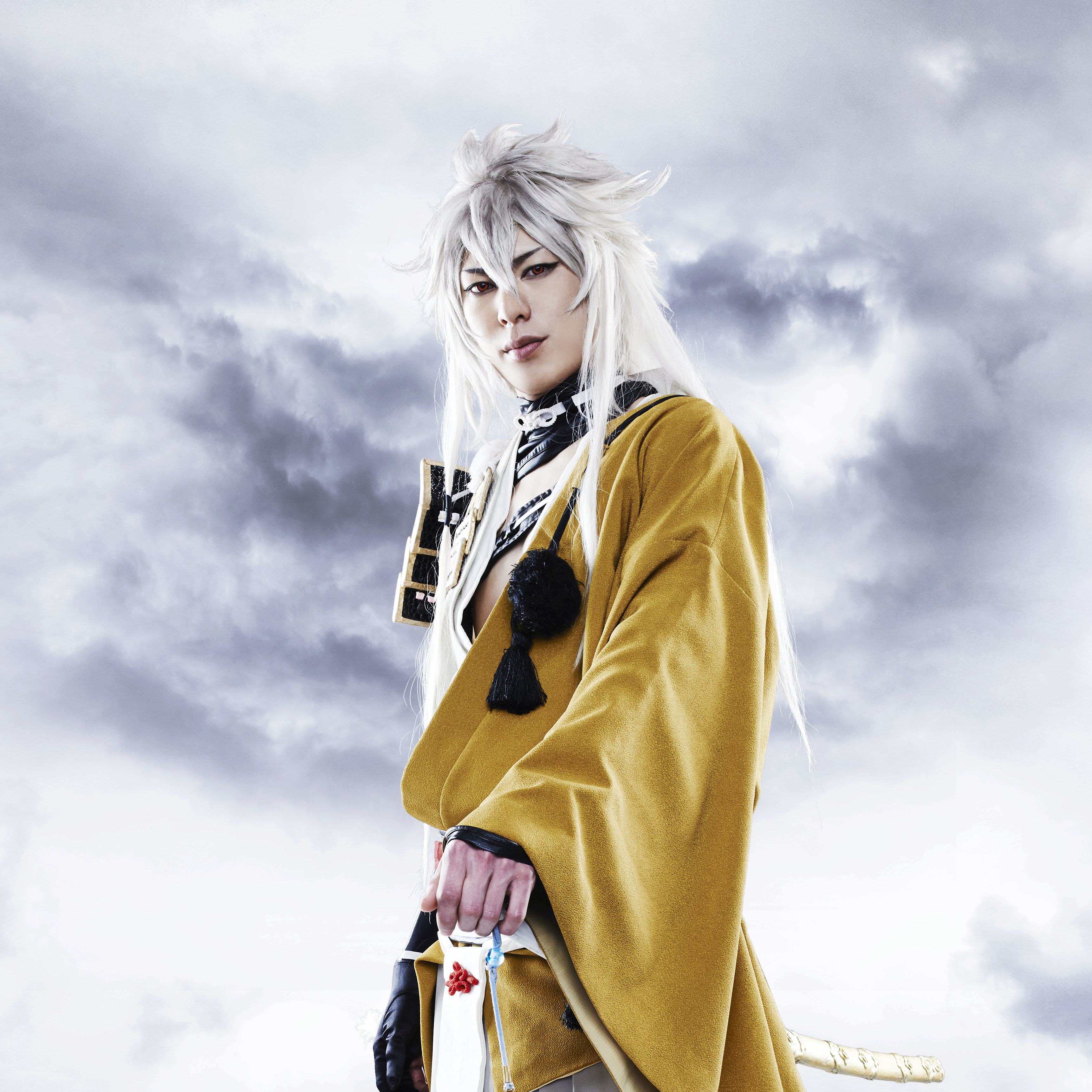 刀剣乱舞　小狐丸　コスプレ　一式　セット済み　ウィッグ　衣装　まとめ売り 刀剣乱舞 小狐丸 コスプレ 一式 セット済み ウィッグ 衣装