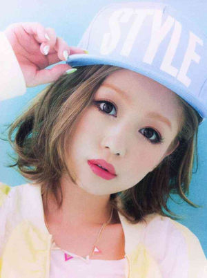 ショートヘア 短髪 が似合う女性芸能人 モデルまとめ 藤井萩花 井上奈保 14 23 Renote リノート